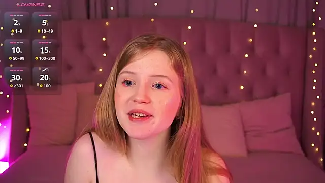 LilianHoward online show from December 16, 12:33 pm