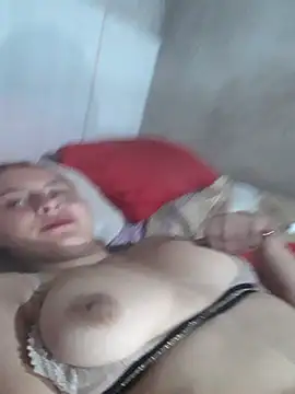 Estefanny Lolyy online show from January 6, 4:16 am