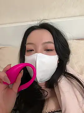 nayomi 34f online show from May 3, 3:21 am