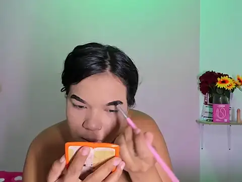 18teenssexy online show from March 6, 11:38 am