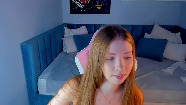 Tessa Sunn online show from July 2, 3:23 am