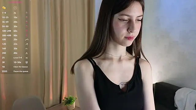 UmbraElyon online show from July 9, 5:43 am
