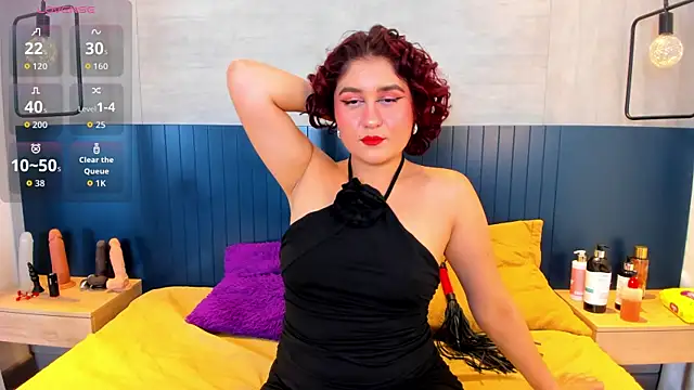 MissSavage  online show from January 15, 8:04 pm