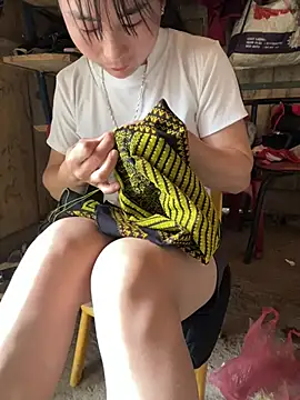 Maiphu34 online show from April 22, 3:25 am