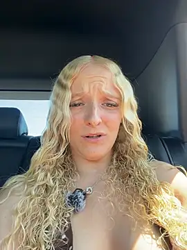 Sophie cute06 online show from July 27, 12:02 pm