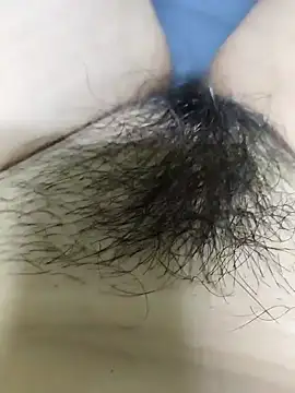 Miky Lyn online show from March 18, 3:28 pm