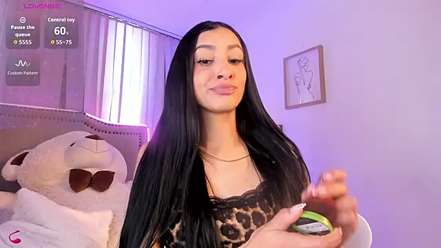 lya  brown online show from June 27, 1:50 pm