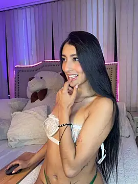 lya  brown online show from June 26, 11:44 am