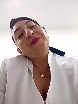 Valeria montana  online show from April 27, 11:51 am