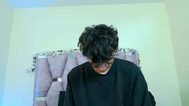 iris and damian online show from January 17, 5:20 pm