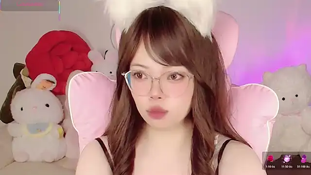 Miyeoonn online show from April 26, 5:43 pm