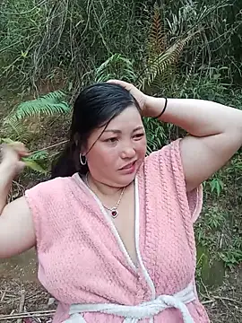sary-hot2x online show from June 17, 11:00 am