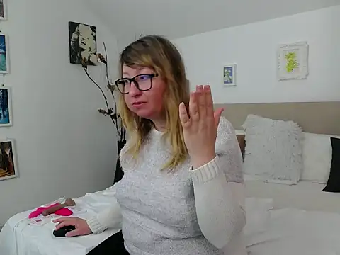 OlgaPavlova online show from March 14, 1:01 pm