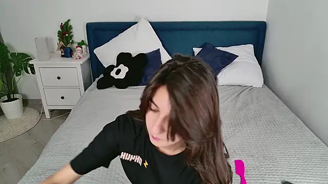 Babe Live online show from December 19, 2:42 pm