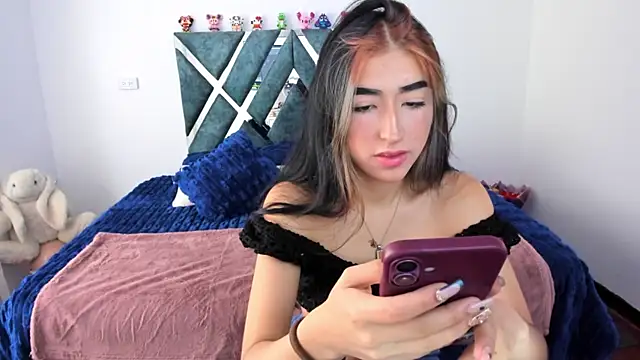 Celeste Rous   online show from July 28, 4:51 pm