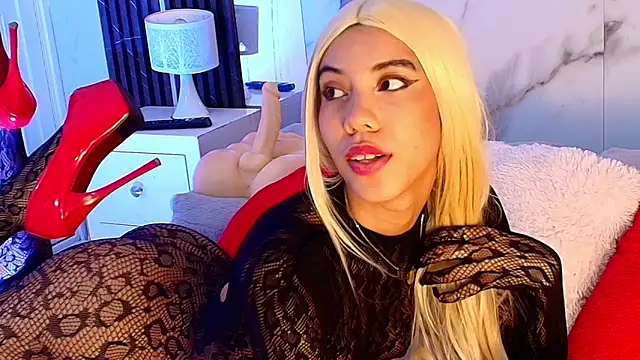 BellaHarpeer online show from June 10, 8:51 pm