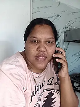 VaneandRossy online show from January 7, 7:39 pm