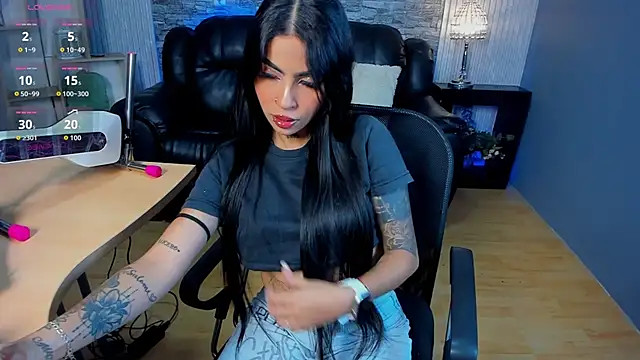  hanna miller   online show from February 27, 8:41 pm