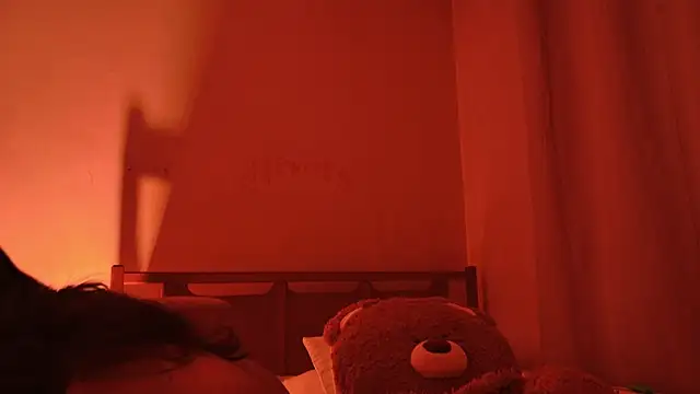 MoonLipsON- online show from July 8, 9:11 am