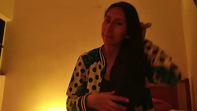 MoonLipsON- online show from June 18, 2:02 am