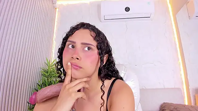 MarelynSummer online show from June 12, 11:51 am