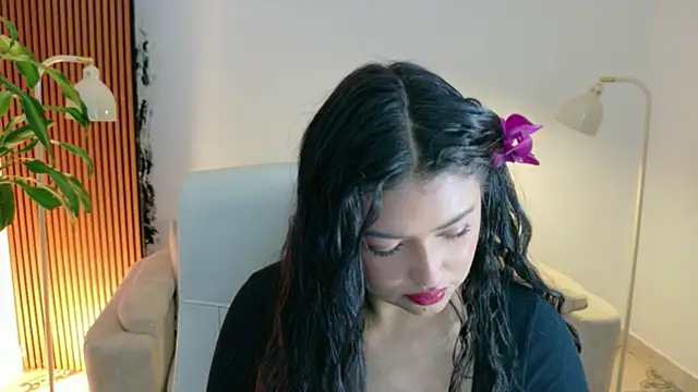 victoria   moon online show from June 22, 2:58 pm