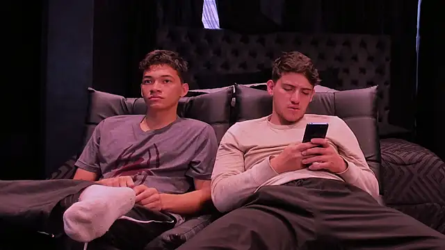 big  friends online show from May 4, 8:12 pm