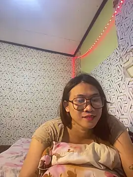 lunalove bitex online show from March 6, 8:15 pm