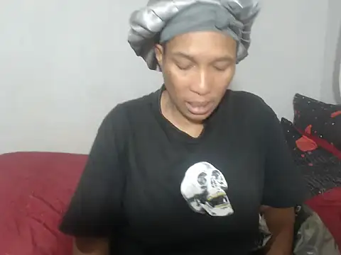 Phoenix Curvelicious online show from January 9, 10:03 pm