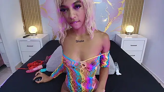 AprillRoss online show from March 14, 1:23 pm