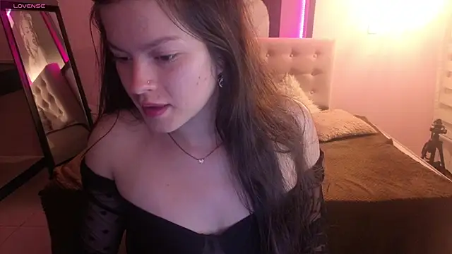 Sara valderrama  online show from February 5, 7:28 pm