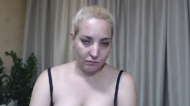 sweetpussy online show from July 4, 3:19 pm