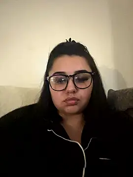 Wild Busty Niyah XX online show from January 5, 10:02 pm