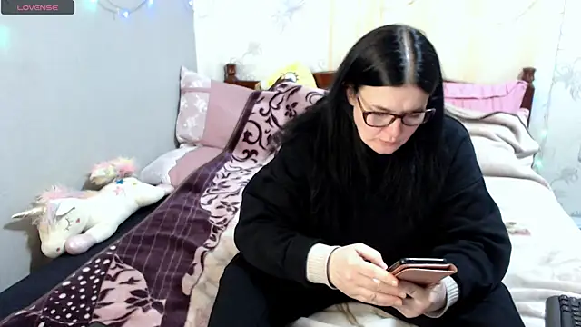 SashaBond online show from March 5, 4:14 pm