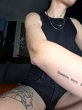 Er yes ass online show from January 7, 9:18 pm