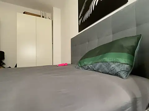 Carlycrush  online show from July 12, 8:53 pm