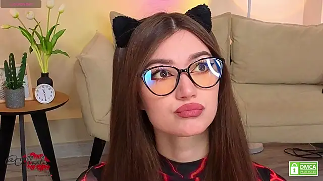 oliviaah  online show from April 30, 2:33 pm