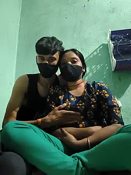 couplegk71 online show from January 17, 4:03 pm