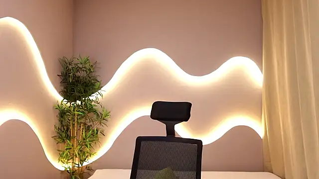 simone sky online show from March 10, 12:42 pm