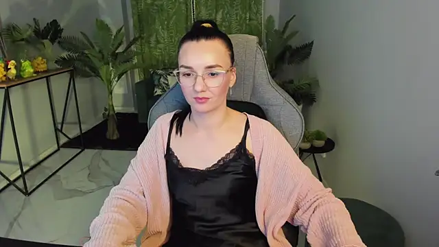 WendyMoris online show from January 8, 1:15 pm