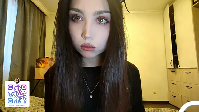 Qwami Amie online show from January 8, 6:28 am