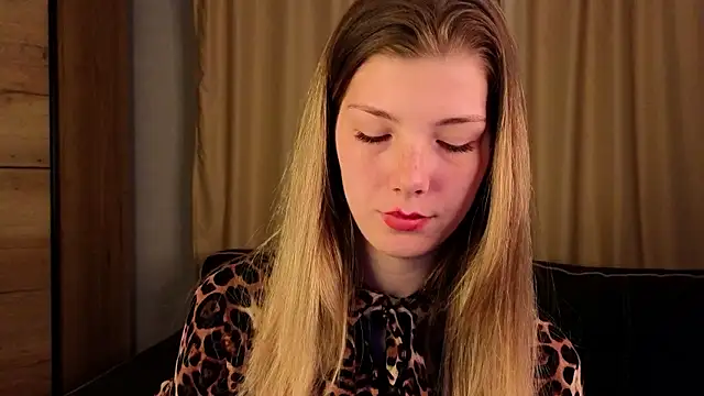 LumiaSolstice online show from March 18, 6:24 pm