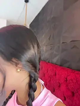 Valeria-escobar online show from April 21, 1:40 pm