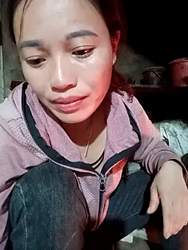 little-effy online show from July 28, 4:54 am