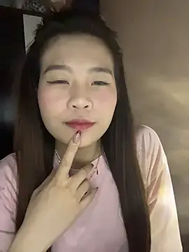 Bae1103  online show from December 19, 6:11 pm