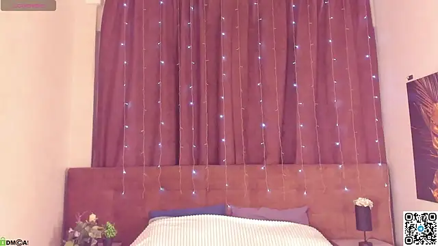 EmmaPratt online show from April 29, 12:14 am