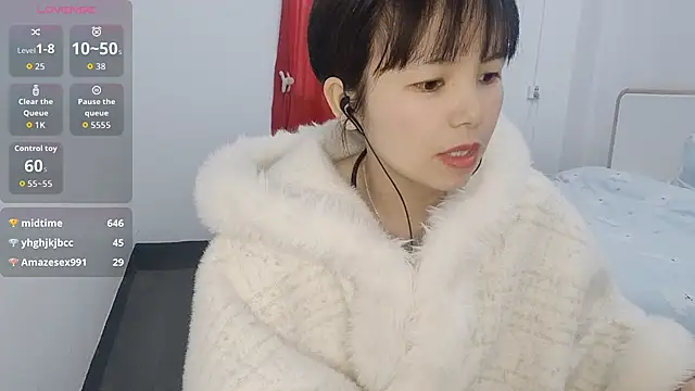 summerxiaojiejie online show from March 12, 3:31 am
