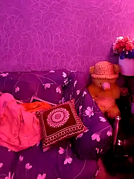 peu8 online show from March 12, 4:31 pm