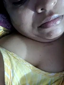 peu8 online show from May 9, 5:26 pm