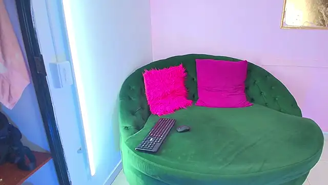 bella moonlight cr online show from January 15, 3:56 am